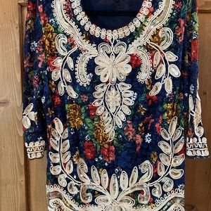Beautiful tunic with sequence and lace royal blue floral NWOT Size medium